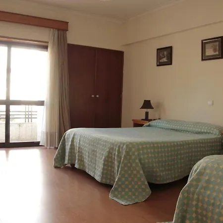 Residencial Dom Manuel בית הארחה