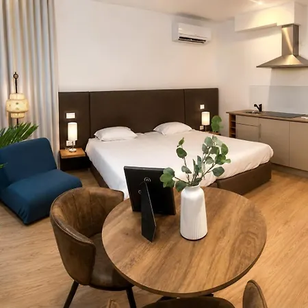 Residencial Dom Manuel 3*