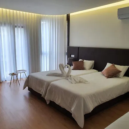 Residencial Dom Manuel 3*
